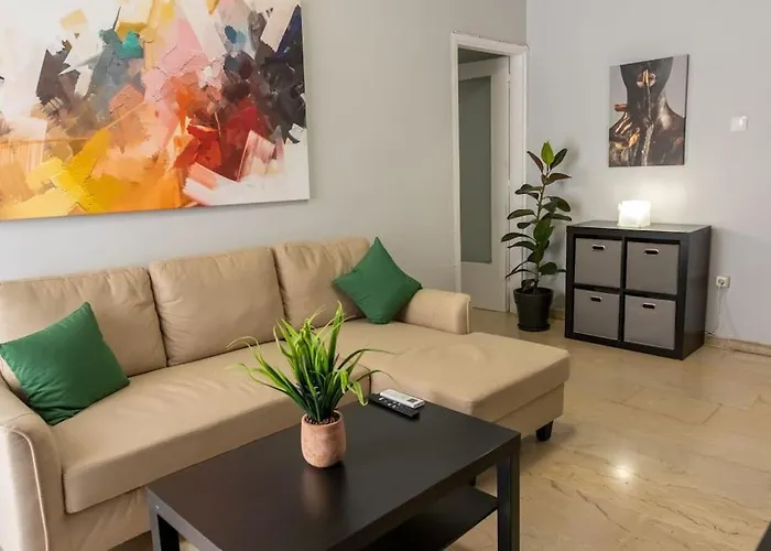 Quiet And Cozy Apartment Next To Acropolis